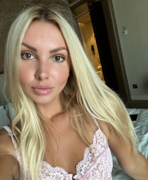 Erika - escort review from Turkey